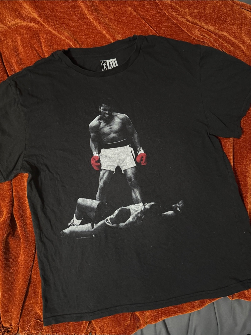 Men's Muhammad Ali | Black Boxing Graphic Tee | XL